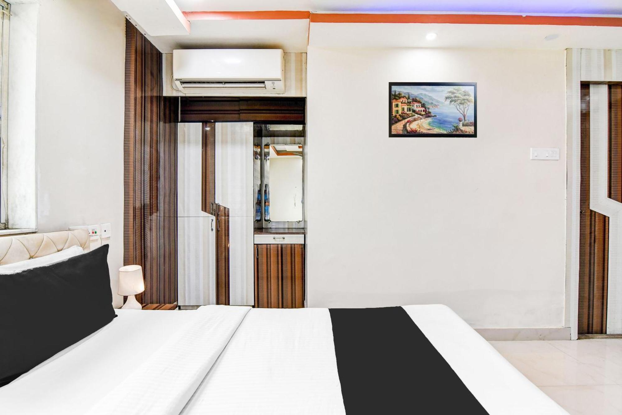 Super Hotel O Tagore Park Ruby Road Kalkutta Exterior foto