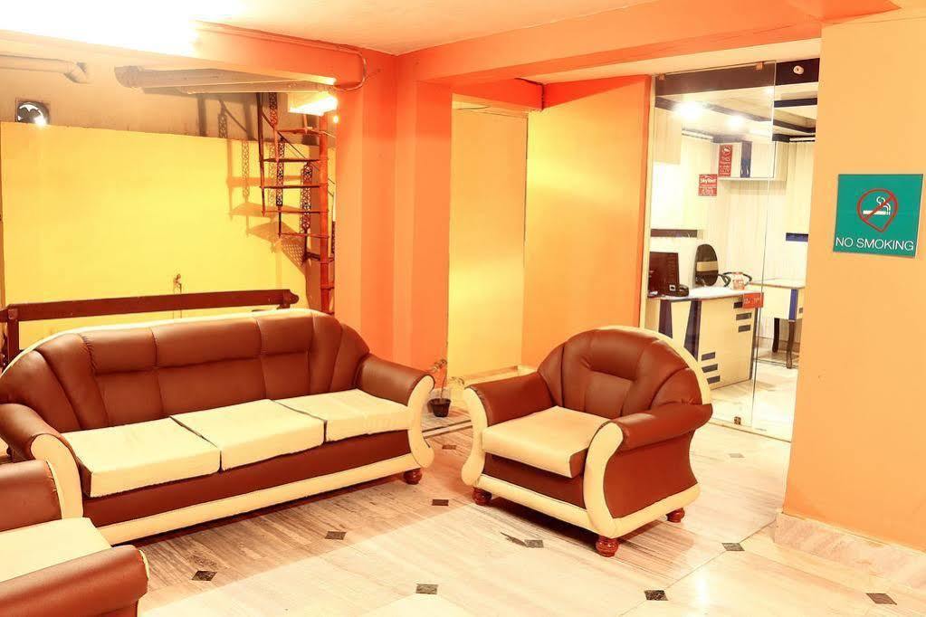 Super Hotel O Tagore Park Ruby Road Kalkutta Exterior foto