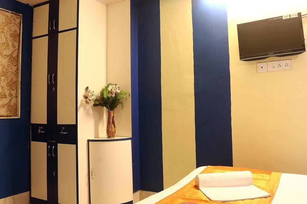 Super Hotel O Tagore Park Ruby Road Kalkutta Exterior foto